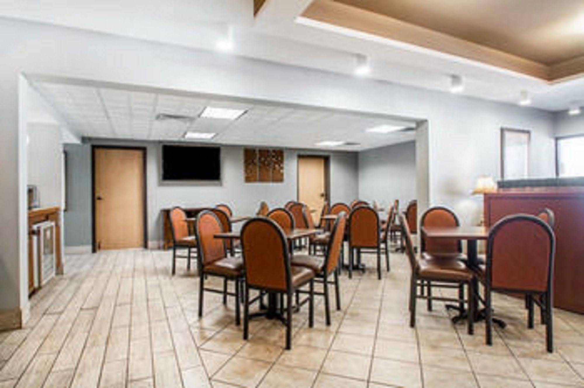 Quality Inn Us65 & E Battlefield Rd Springfield Eksteriør billede