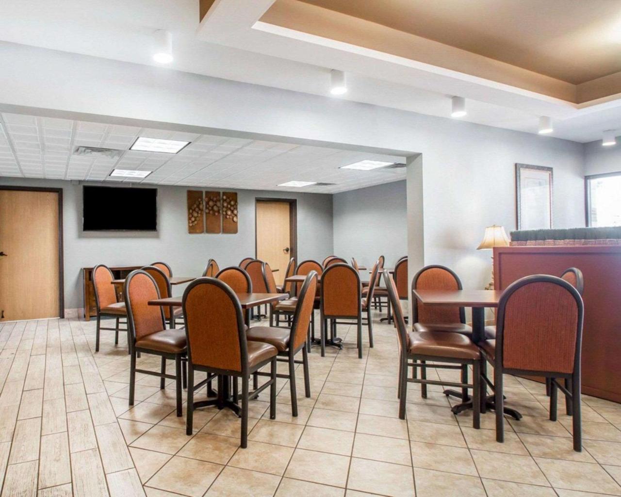 Quality Inn Us65 & E Battlefield Rd Springfield Eksteriør billede