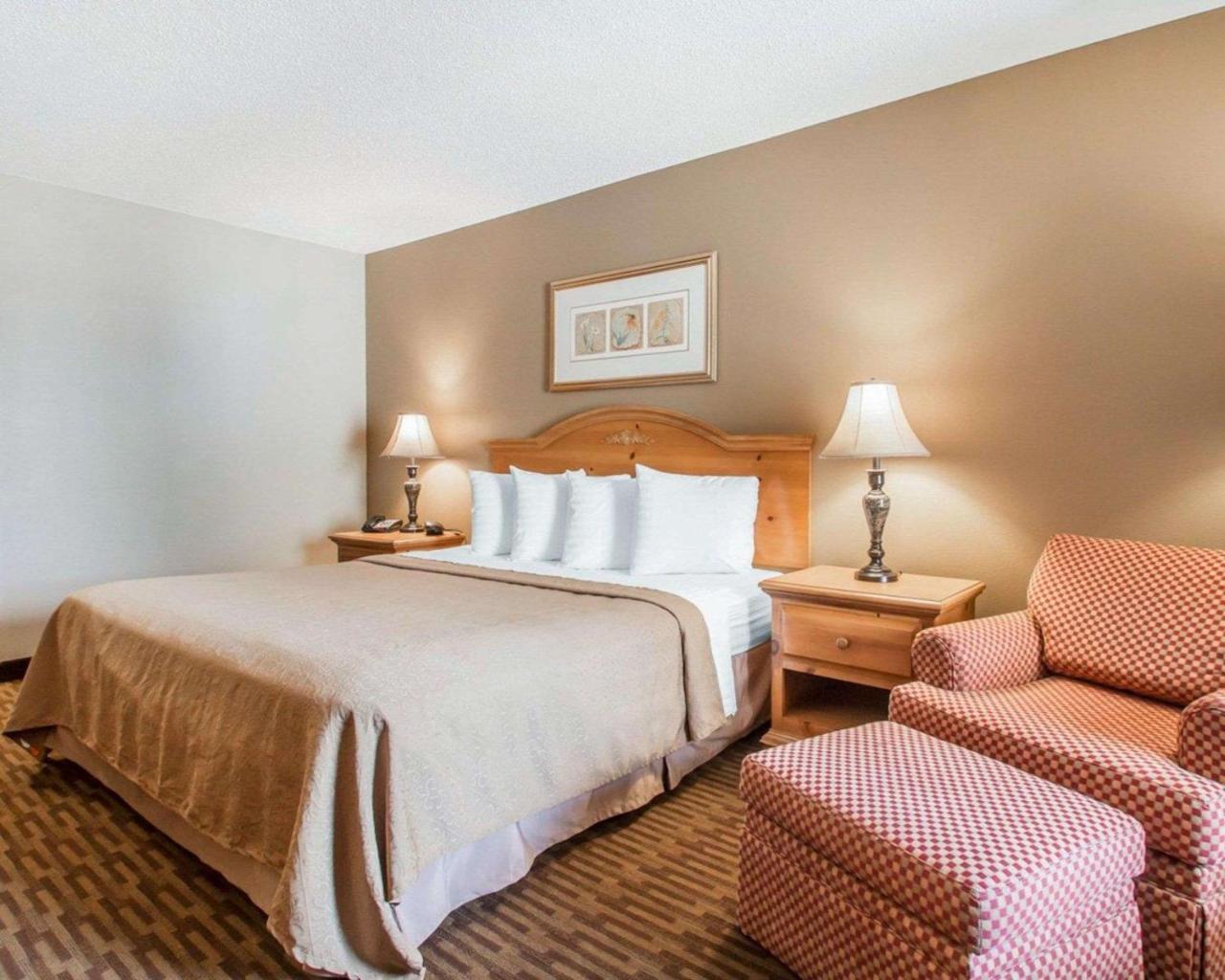 Quality Inn Us65 & E Battlefield Rd Springfield Eksteriør billede