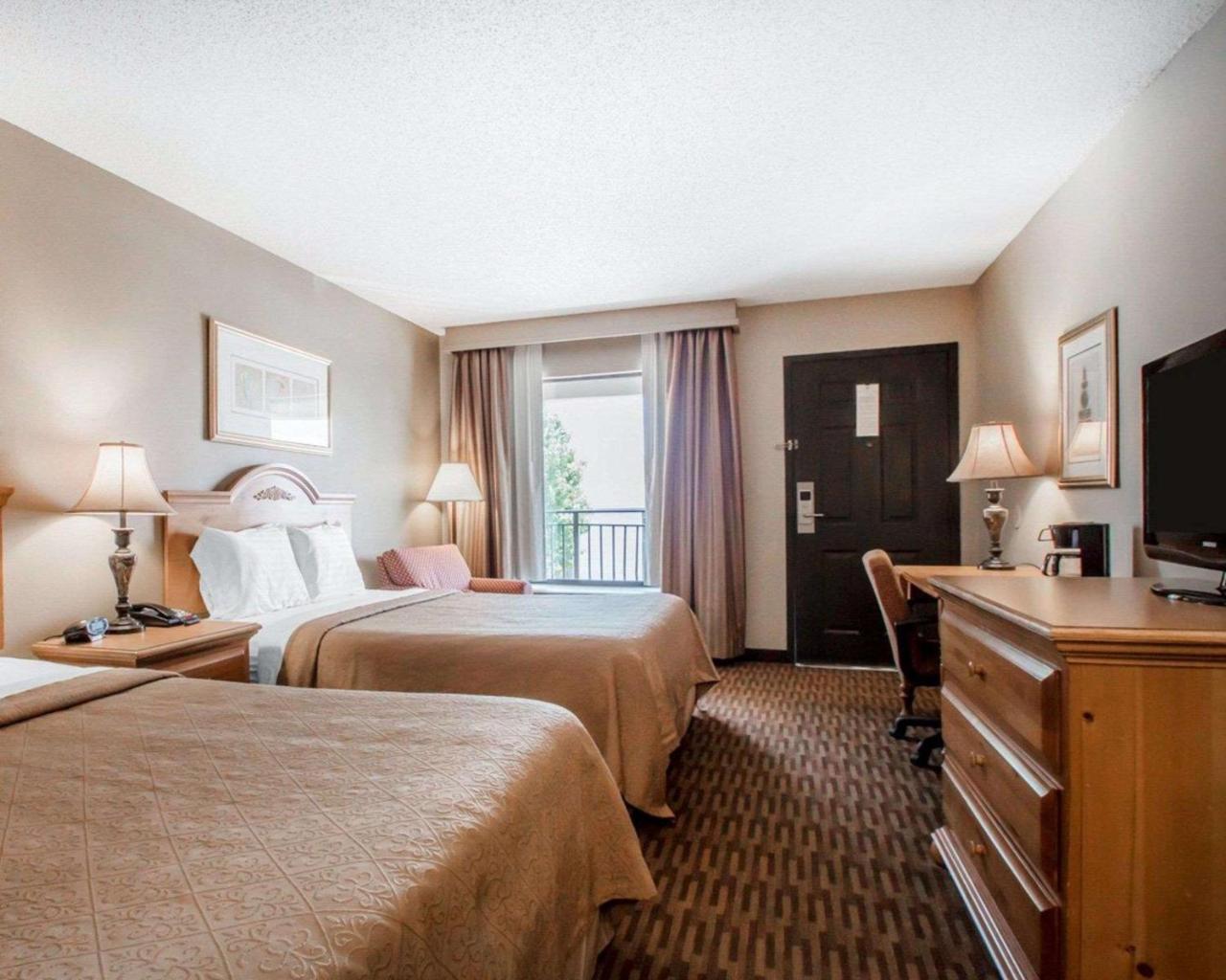Quality Inn Us65 & E Battlefield Rd Springfield Eksteriør billede