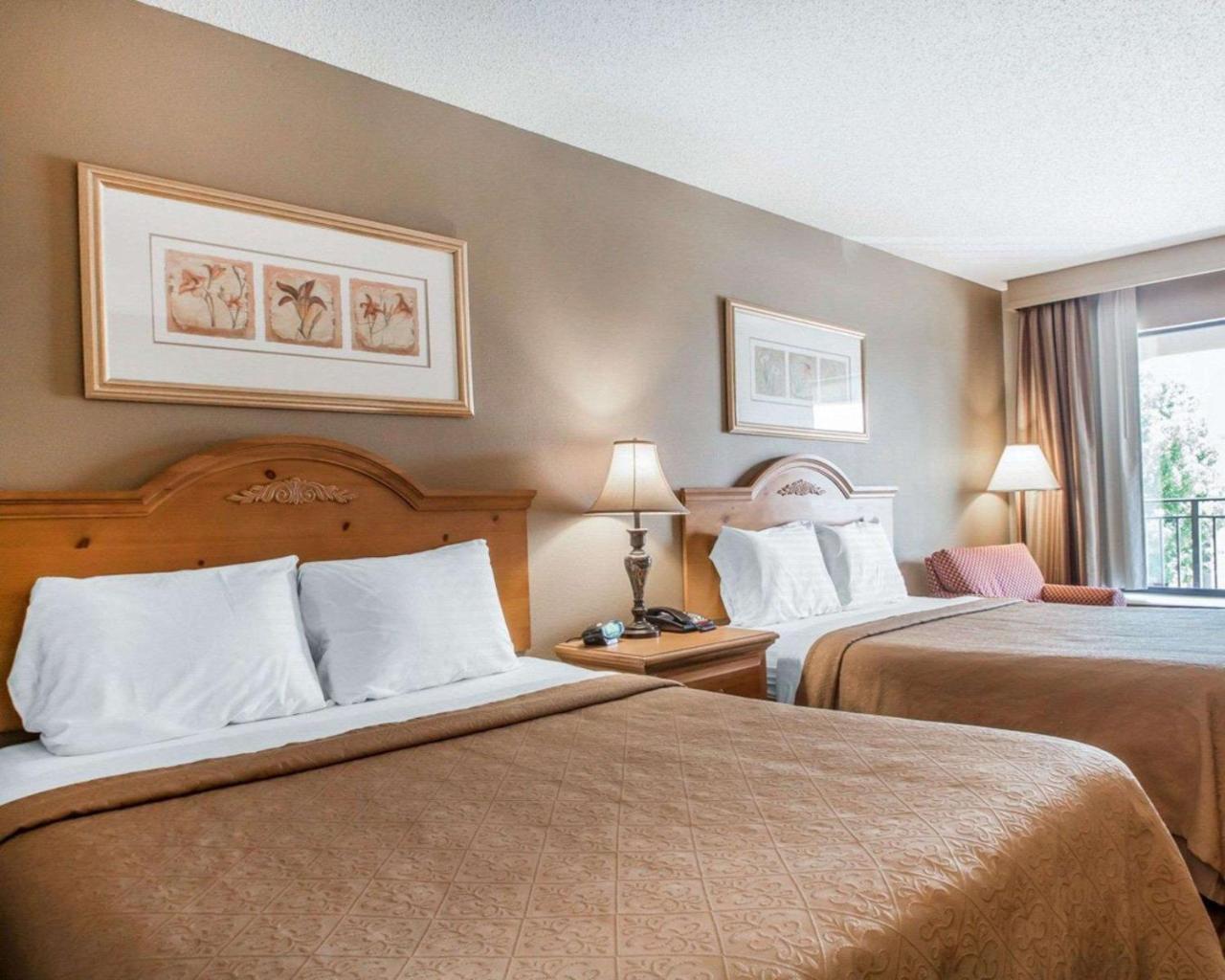 Quality Inn Us65 & E Battlefield Rd Springfield Eksteriør billede